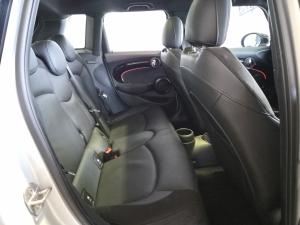 MINI Hatch Cooper S Hatch 5-door - Image 17