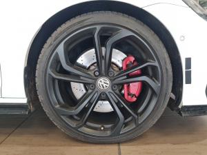 Volkswagen Golf GTI TCR - Image 20