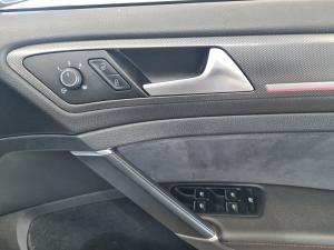 Volkswagen Golf GTI TCR - Image 23