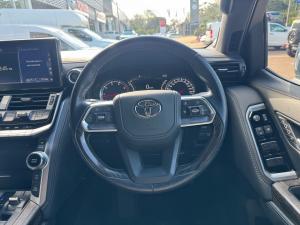 Toyota Land Cruiser 300 3.3D ZX - Image 21
