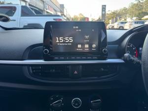 Kia Picanto 1.0 Street auto - Image 14