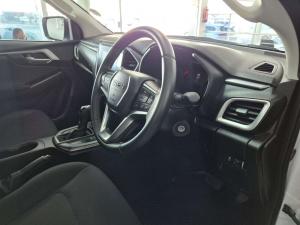 Isuzu D-MAX 1.9 Ddi LS automatic S/C - Image 9