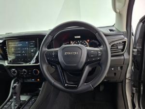 Isuzu mu-X 1.9TD LS 4WD - Image 10