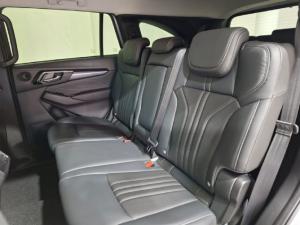 Isuzu mu-X 1.9TD LS 4WD - Image 8