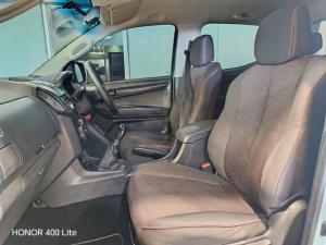 Isuzu D-Max 250 double cab Hi-Ride - Image 8