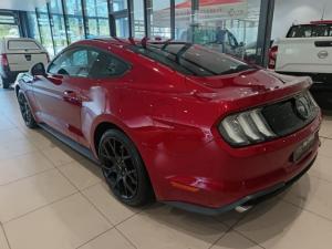 Ford Mustang 2.3T fastback - Image 3