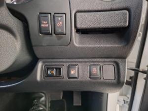 Nissan Navara 2.3D double cab 4x4 LE auto - Image 24