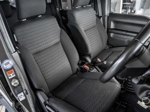 Suzuki Jimny 1.5 GLX AllGrip 5-door manual - Image 22