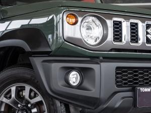 Suzuki Jimny 1.5 GLX AllGrip 5-door manual - Image 3