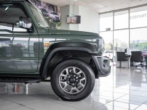 Suzuki Jimny 1.5 GLX AllGrip 5-door manual - Image 9