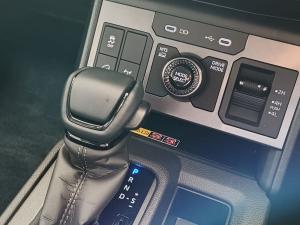 Toyota Hilux 2.8GD-6 double cab Raider 4x4 - Image 23