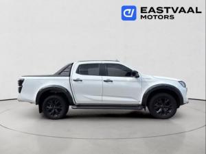 Isuzu D-Max 3.0TD double cab V-Cross - Image 5
