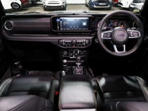 Jeep Wrangler Unlimited 2.0T Sahara - Image 23
