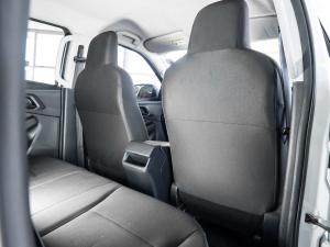 Isuzu D-Max 1.9TD double cab L auto - Image 24