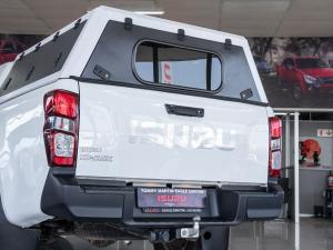 Isuzu D-Max 1.9TD double cab L auto - Image 30