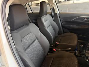 Suzuki Swift 1.2 GLX manual - Image 23