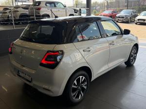 Suzuki Swift 1.2 GLX manual - Image 5