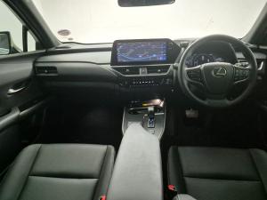 Lexus UX 300h EX - Image 5