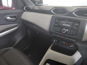 Nissan Magnite 1.0 Visia manual - Image 16