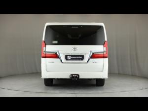 Toyota Quantum 2.8 LWB bus 9-seater VX Premium - Image 5