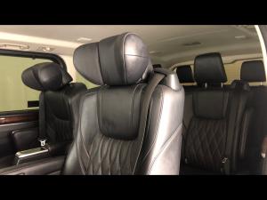 Toyota Quantum 2.8 LWB bus 9-seater VX Premium - Image 11