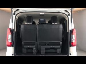 Toyota Quantum 2.8 LWB bus 9-seater VX Premium - Image 13
