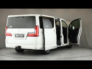 Toyota Quantum 2.8 LWB bus 9-seater VX Premium - Image 24