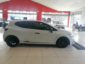 Renault Clio IV 1.6 RS 220 EDC Trophy - Image 6