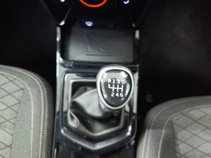 Mahindra XUV 3XO 1.2T MX2 manual - Image 10
