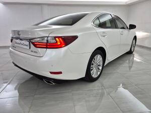 Lexus ES 250 EX - Image 10