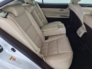 Lexus ES 250 EX - Image 8