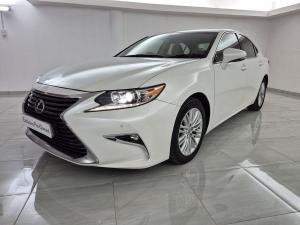 Lexus ES 250 EX - Image 9