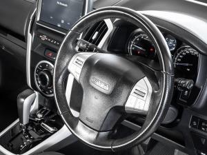 Isuzu mu-X 3.0 - Image 16