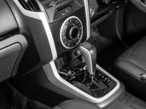 Isuzu mu-X 3.0 - Image 21