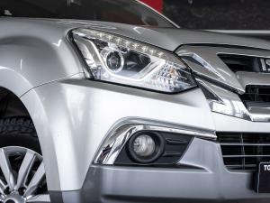 Isuzu mu-X 3.0 - Image 3