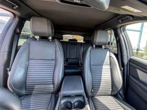 Land Rover Discovery Sport D200 R-Dynamic HSE - Image 15