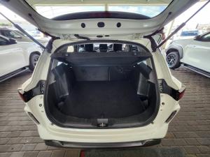 Toyota Urban Cruiser 1.5 XR manual - Image 13