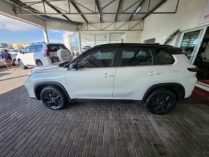 Toyota Urban Cruiser 1.5 XR manual - Image 16