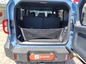 Toyota Land Cruiser FJ 2.7 4x4 GX - Image 20