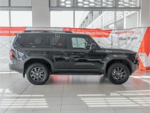 Toyota Land Cruiser Prado 2.8GD VX-R - Image 3