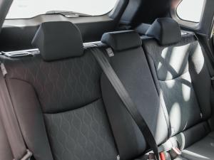 Toyota Corolla Cross 1.8 Xi - Image 12