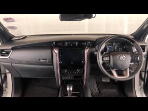 Toyota Fortuner 2.8GD-6 48V VX - Image 6