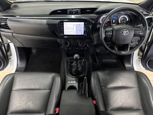 Toyota Hilux 2.8GD-6 Xtra cab Legend 50 - Image 6