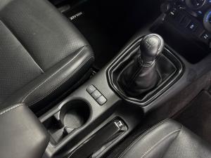 Toyota Hilux 2.8GD-6 Xtra cab Legend 50 - Image 12