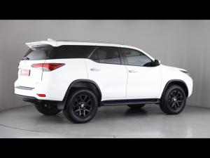 Toyota Fortuner 2.4GD-6 auto - Image 2