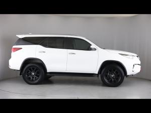 Toyota Fortuner 2.4GD-6 auto - Image 3