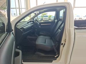 Toyota Hilux 2.4GD single cab S (aircon) - Image 7