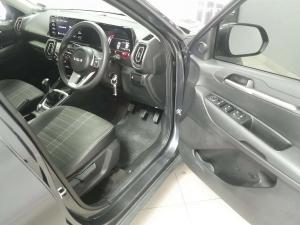 Kia Sonet 1.5 LS - Image 8