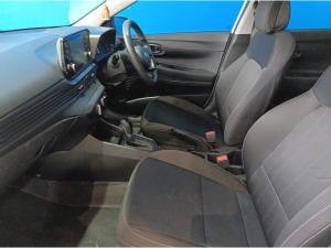 Hyundai i20 1.4 Motion auto - Image 11