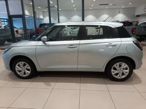 Suzuki Swift 1.2 GL+ auto - Image 2